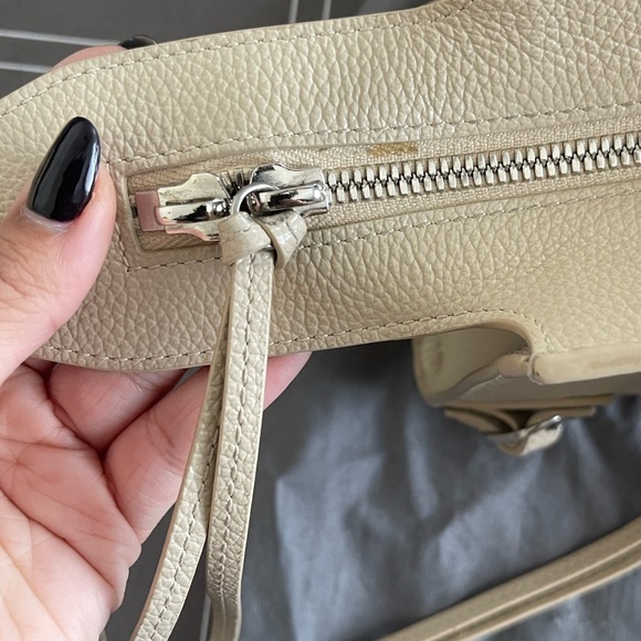 Balenciaga Neo Classic mini in cream - Picture 10 of 16